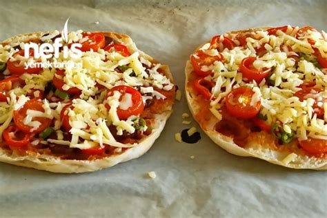Amer added, However, pizza packs a much larger protein punch, which will keep you full and boost satiety throughout the morning. . Pizza videosu